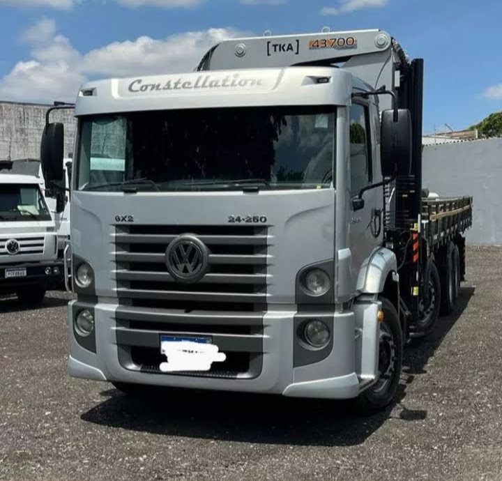 Volkswagen 24-250 E Constellation 3-Eixos - 12/12 2
