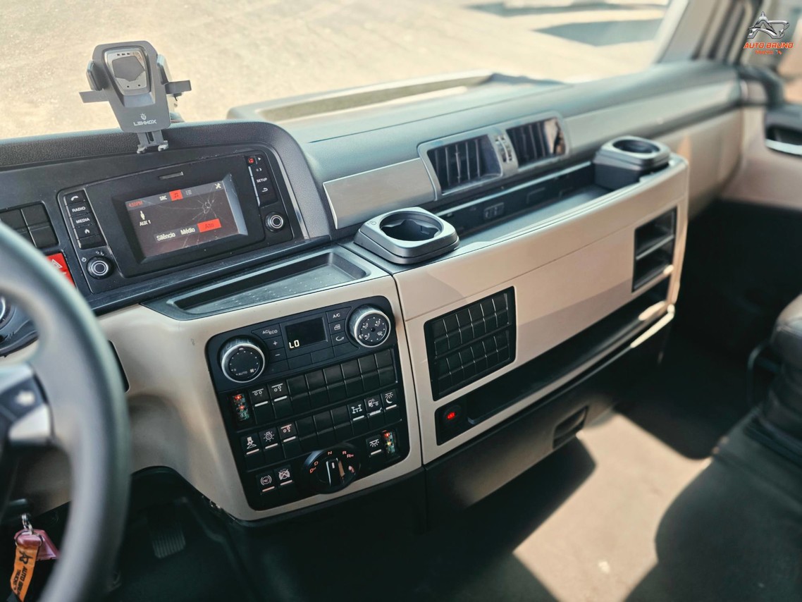 Volkswagen 28-460 6x2 Meteor - 21/22 16