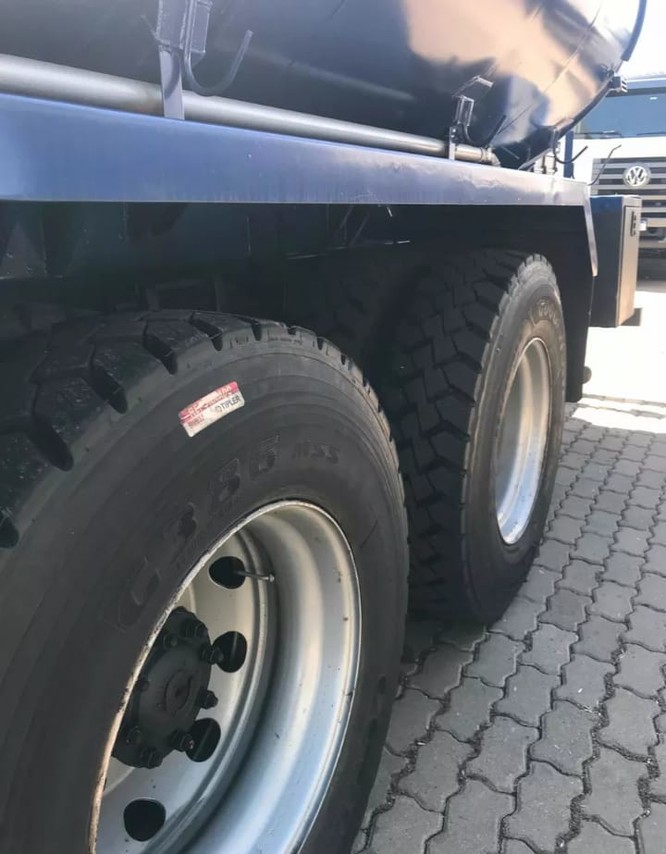 Volkswagen VW 31320 - 15/15 12
