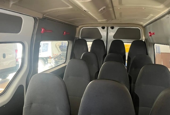 Mercedes Benz Sprinter 311 Furgão - 14/15 9