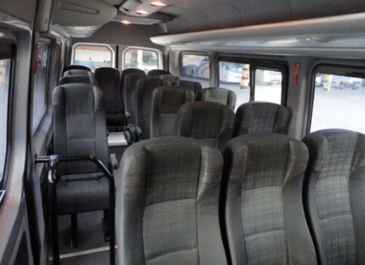 Mercedes Benz Sprinter Van 416 - 17/18 5