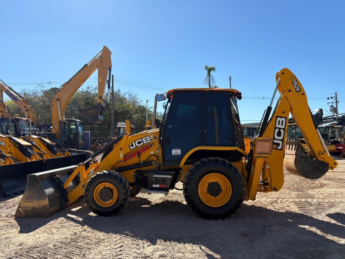 JCB 3CX - 25/25 2