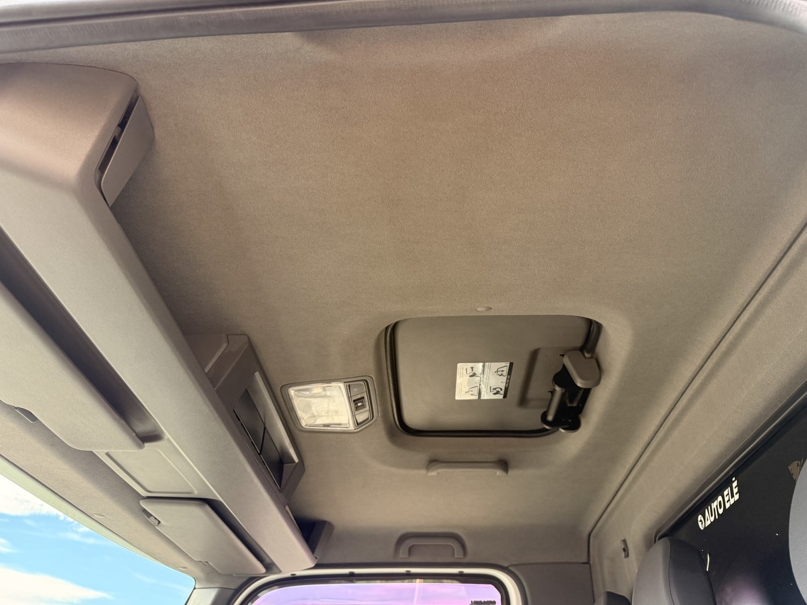 Volkswagen 9-170 Delivery - 19/20 12