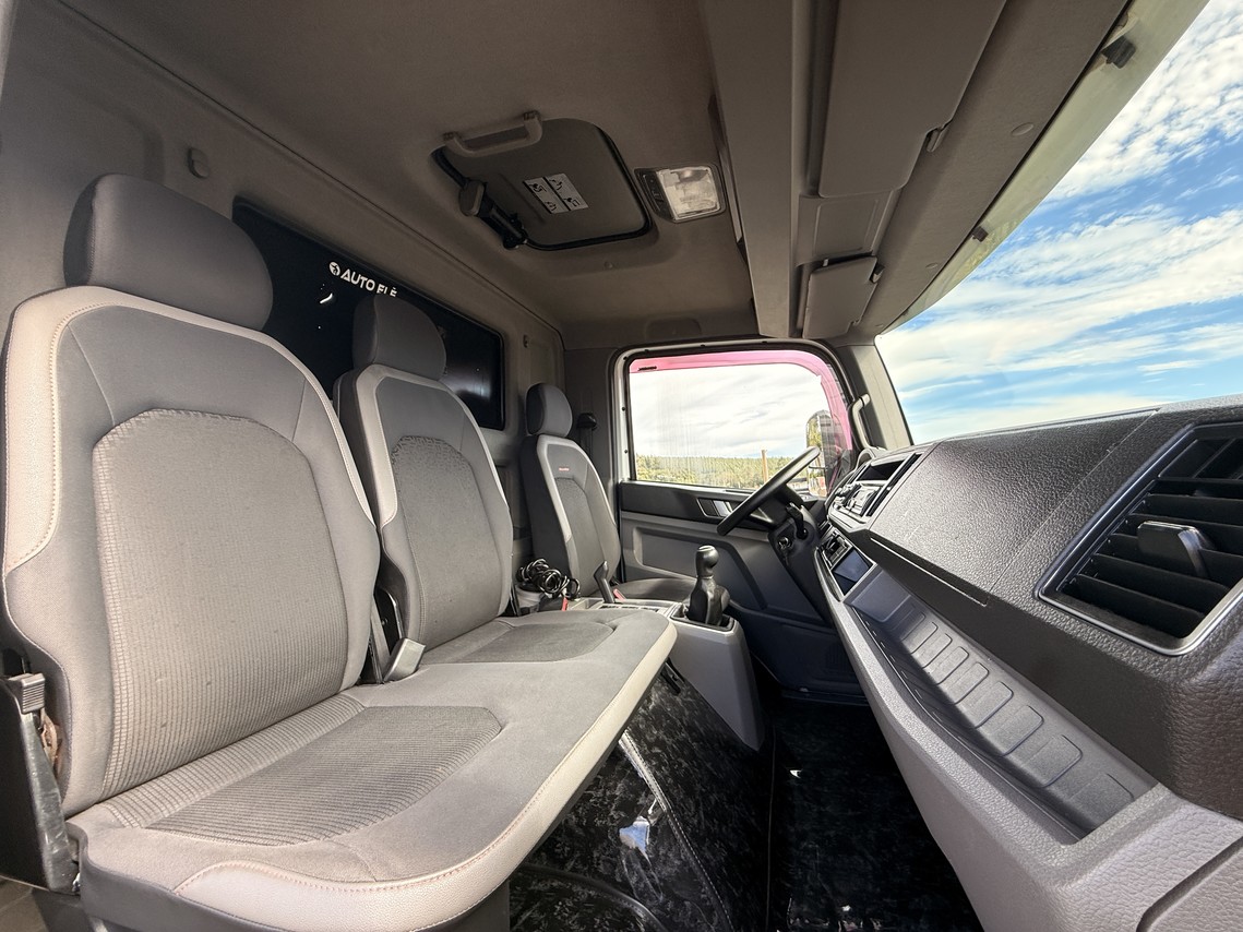 Volkswagen 9-170 Delivery - 19/20 15