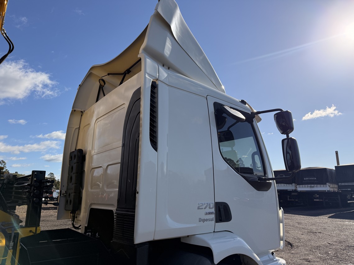 Volvo VM 270 - 17/17 9
