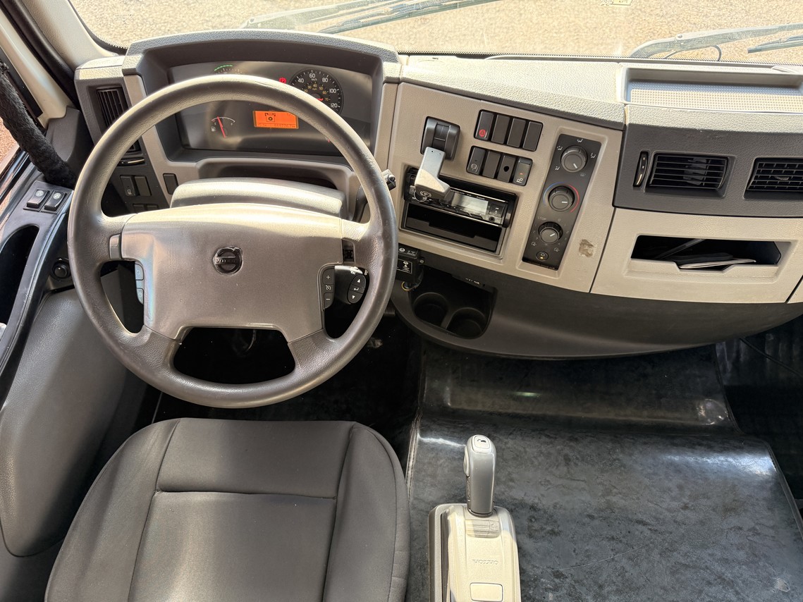 Volvo VM 270 - 17/17 16