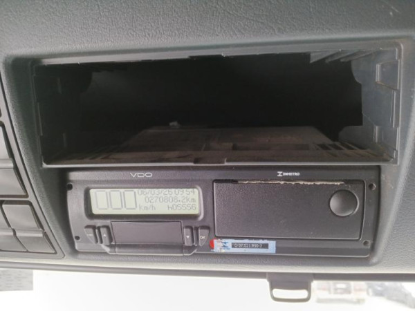Volkswagen 29-520 6x4 Meteor - 21/22 10