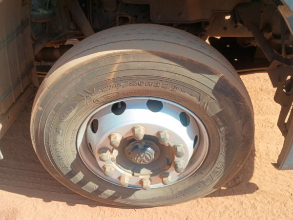 Volkswagen 24-260 Constellation 6x2 - 23/24 4