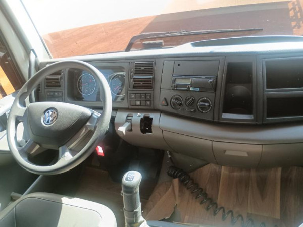 Volkswagen 24-260 Constellation 6x2 - 23/24 14