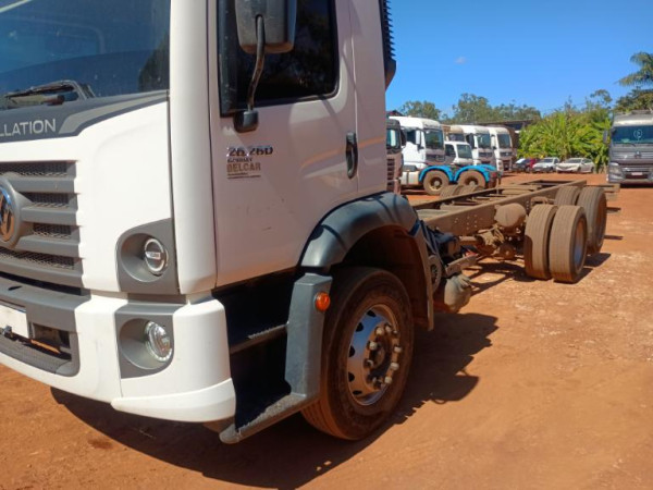 Volkswagen 24-260 Constellation 6x2 - 23/24 20
