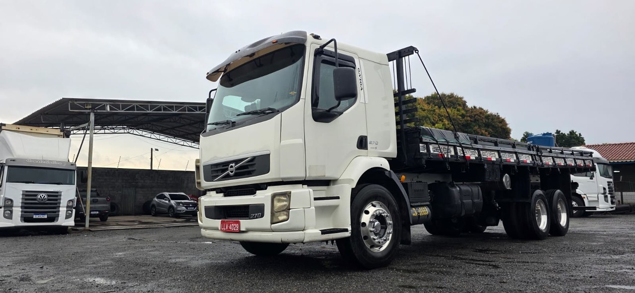 Volvo VM 270 - 12/12 2