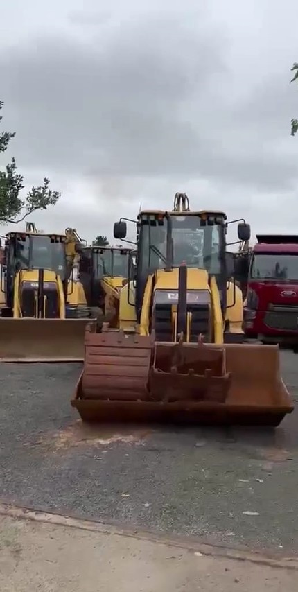 Caterpillar  416 - 24/24 2