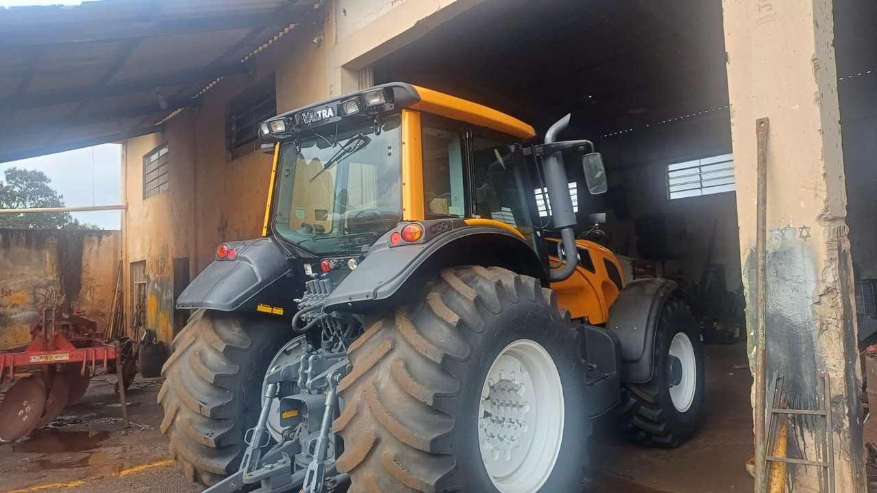 Valtra BH210i - 14/15 6