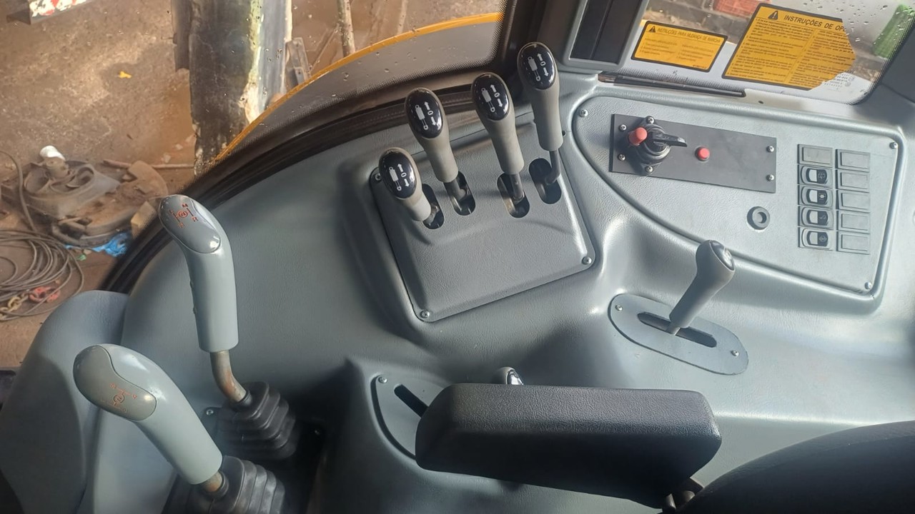 Valtra BH210i - 14/15 10
