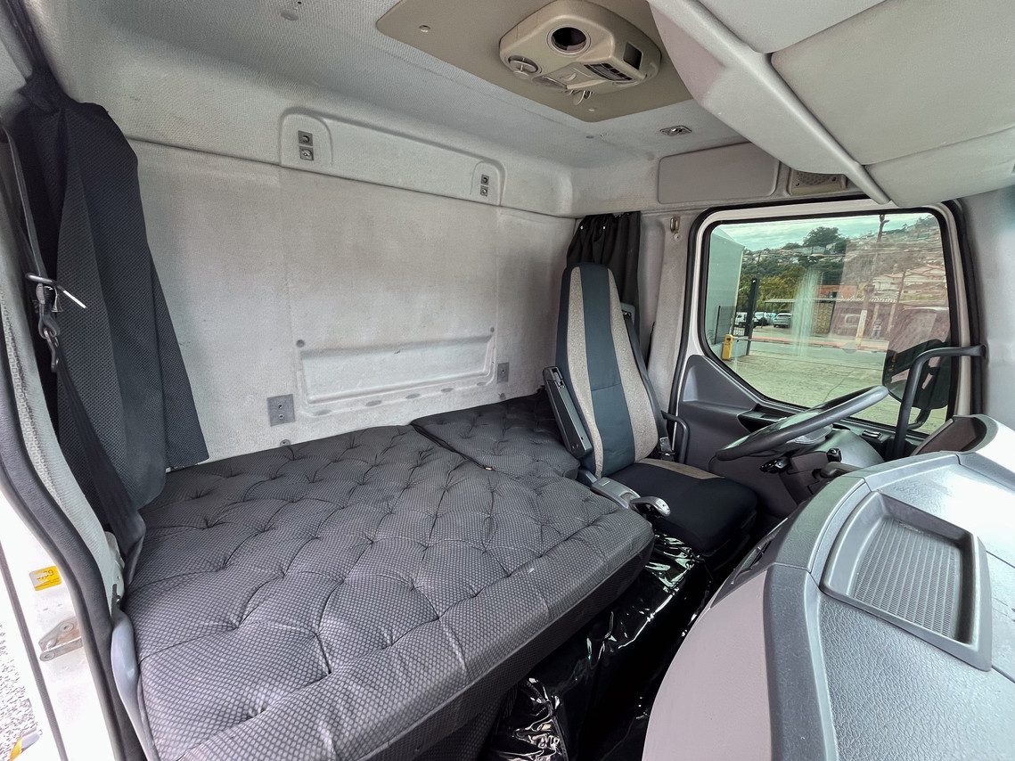 Volvo VM330 - 15/15 3