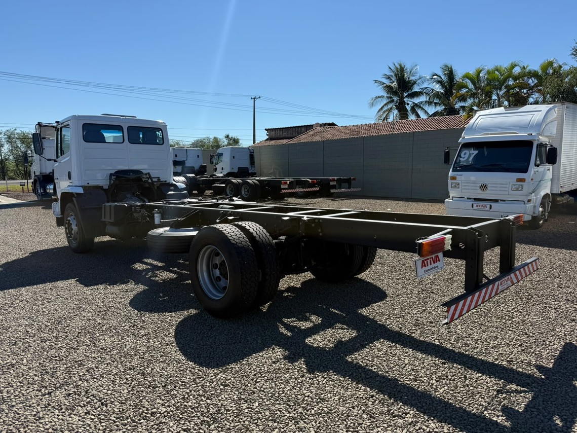 Mercedes Benz Atron 1719 - 15/15 4