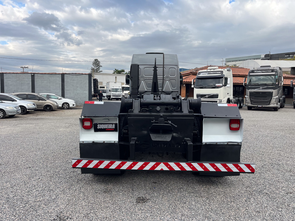 Volkswagen 24 330 - 20/20 14