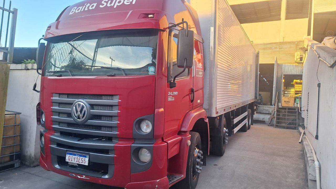 Volkswagen 24-280 E Constellation 8x2 - 20/17 2