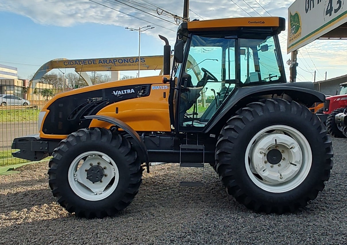 Valtra BM 125 - 16/16 5