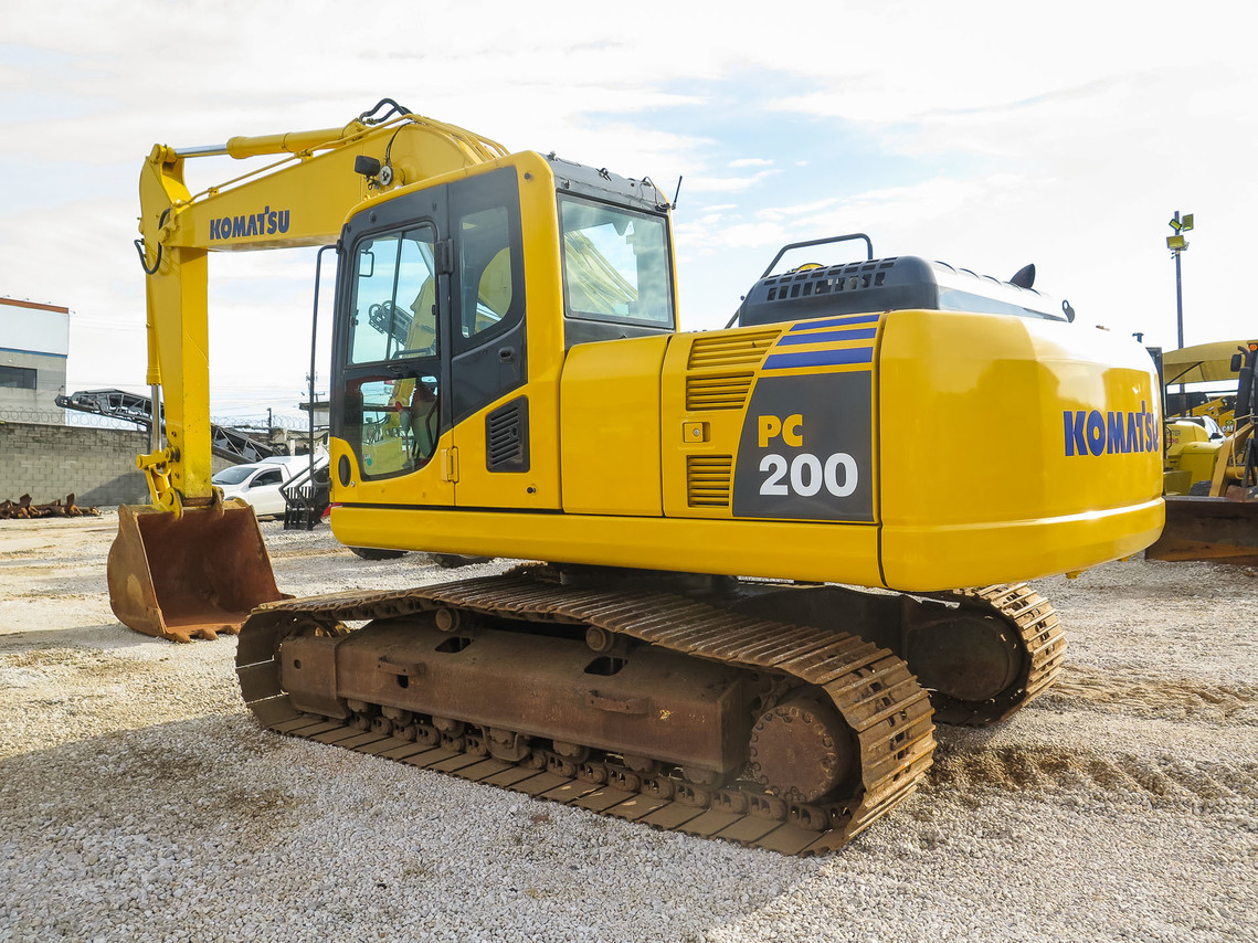Komatsu PC200 - 14/14 2