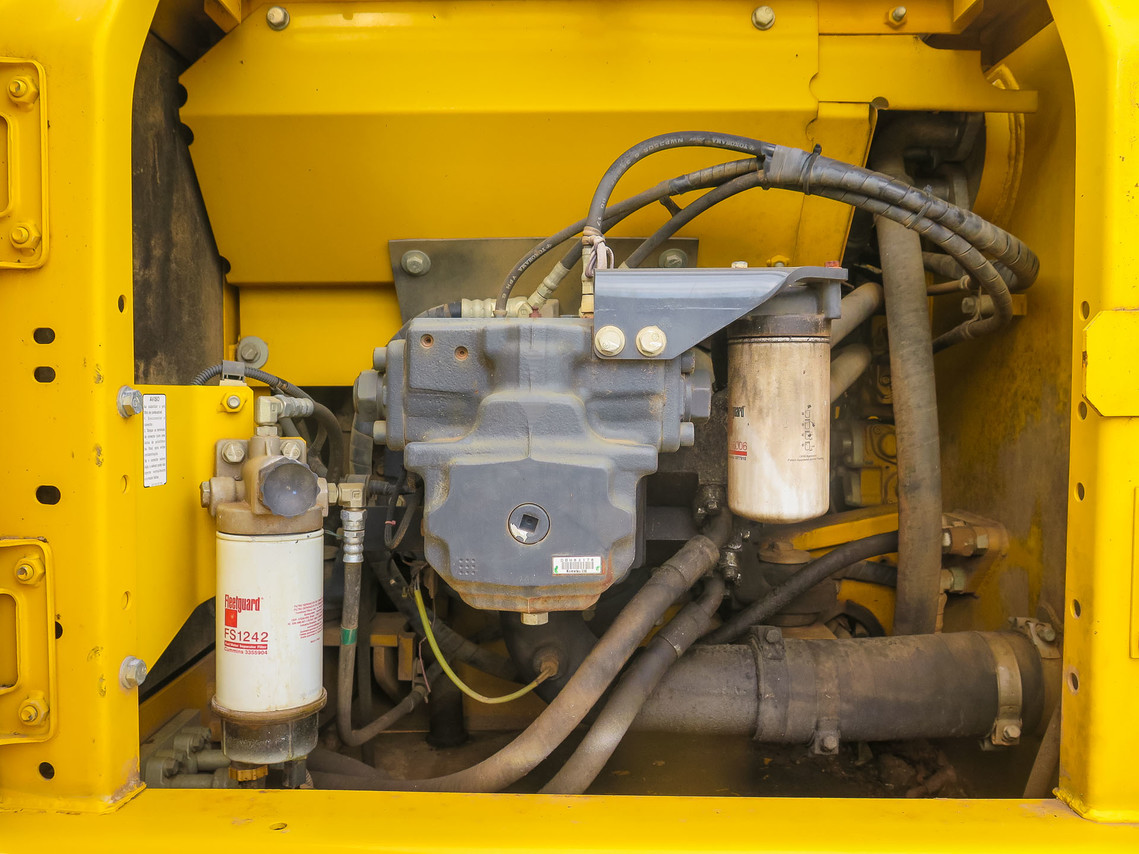 Komatsu PC200 - 14/14 9