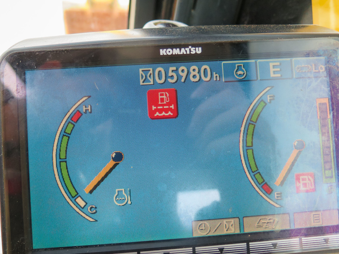Komatsu PC200 - 14/14 10