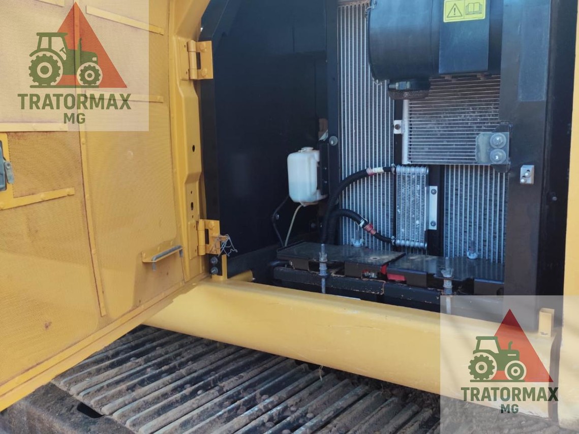 John Deere Hidráulica 130G - 20/20 10