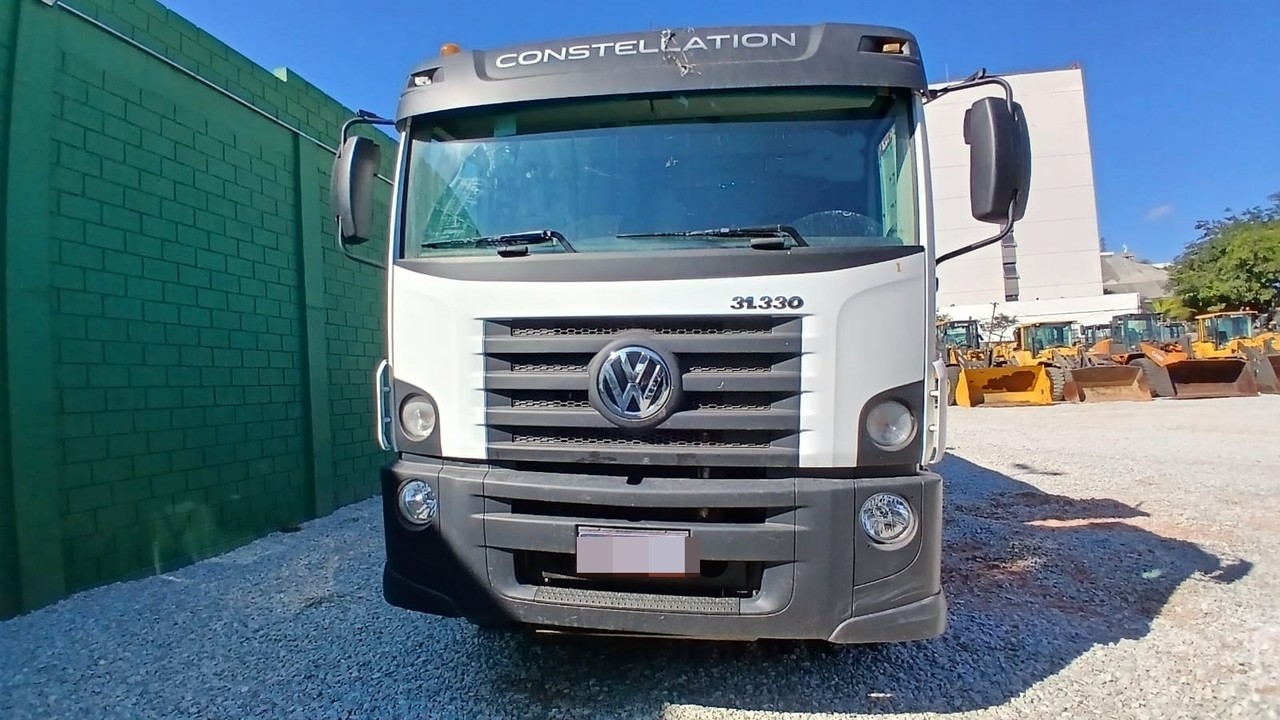 Volkswagen 31-330 E Constellation 6x4 - 22/23 5