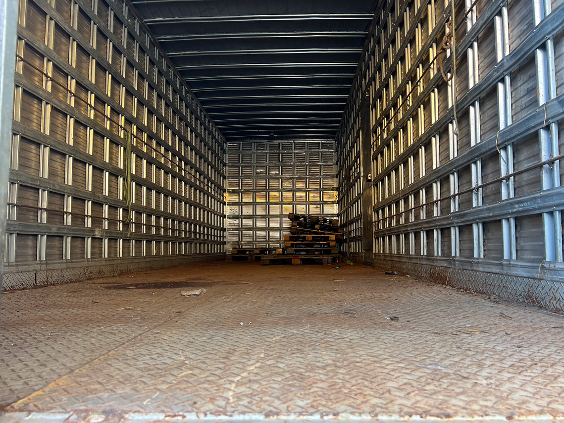 Volkswagen 24-280 E Constellation 6x2 - 22/23 6