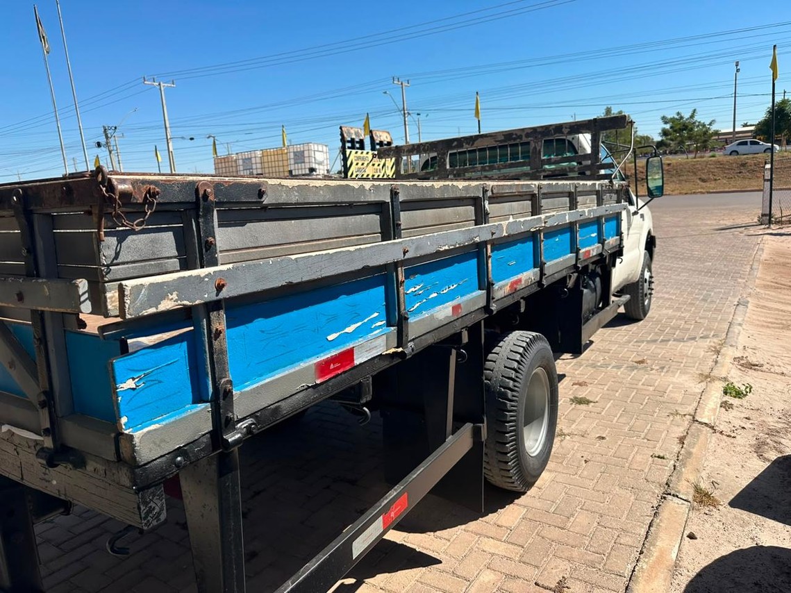 Ford F4000 - 09/09 2