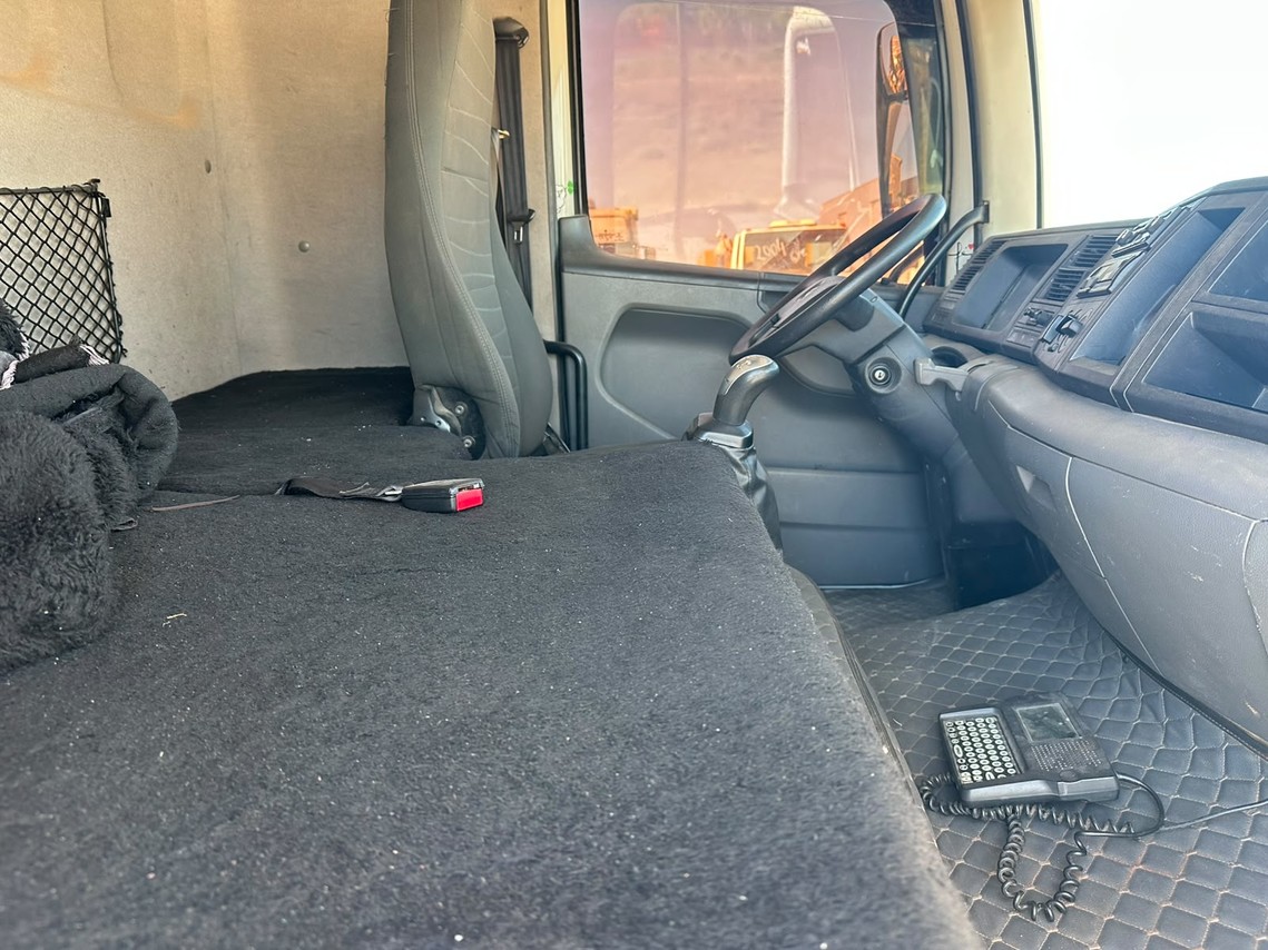 Volkswagen 24-280 E Constellation 8x2 - 22/22 9