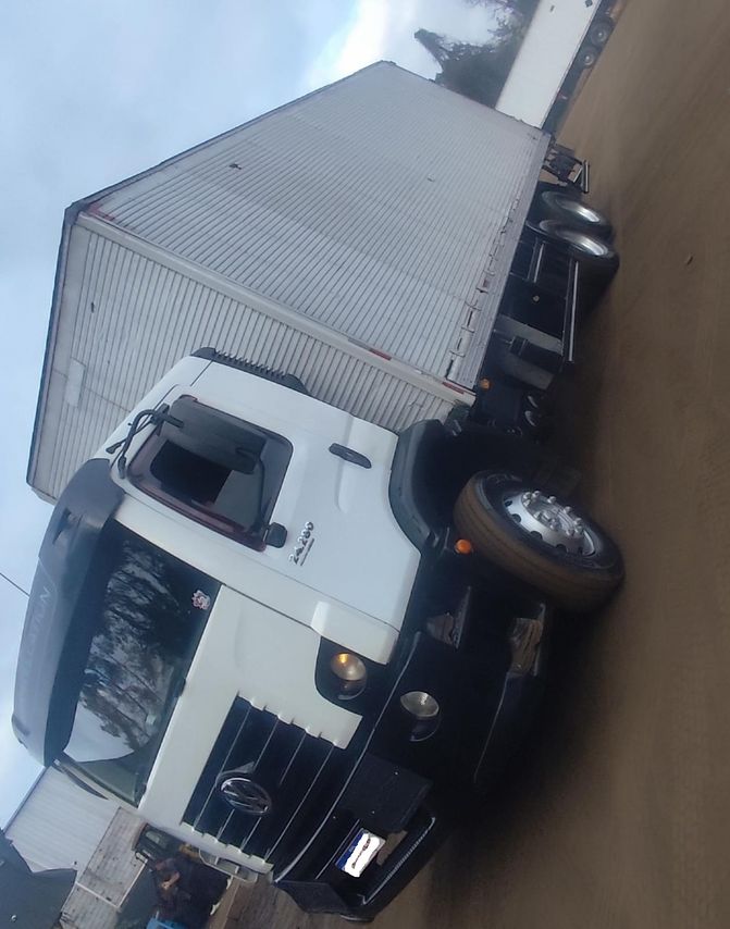Volkswagen 24-280 E Constellation 6x2 - 16/17 3