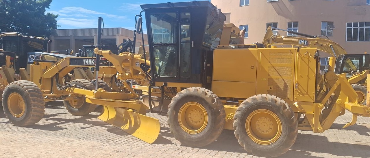Caterpillar 140K - 19/19 2