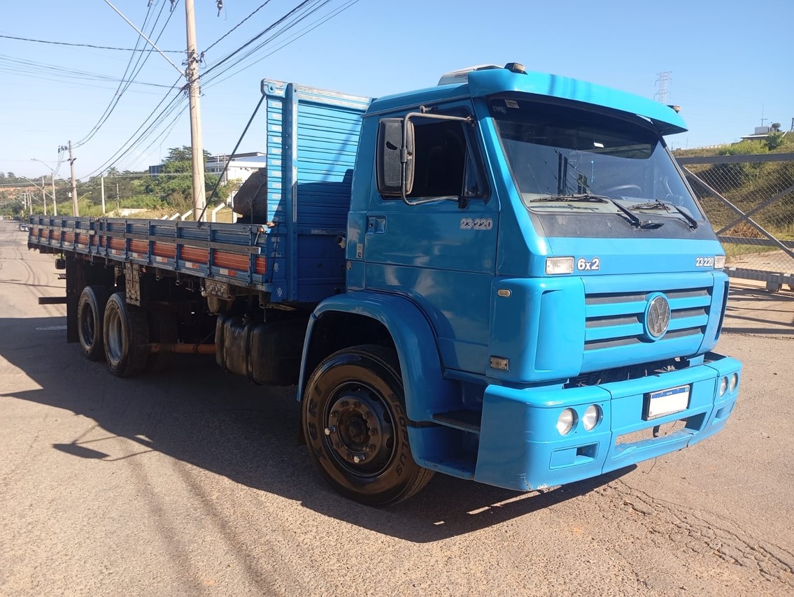 Volkswagen 23 220 - 03/03 5