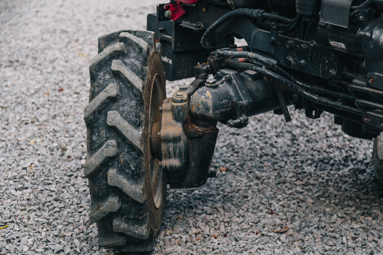 Mahindra 2025 - 25/26 10