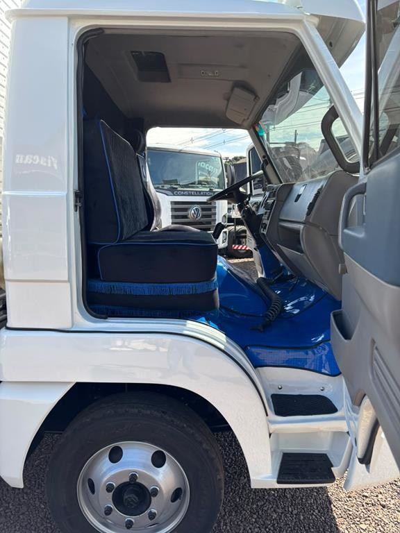 Volkswagen 8 150 - 10/11 13