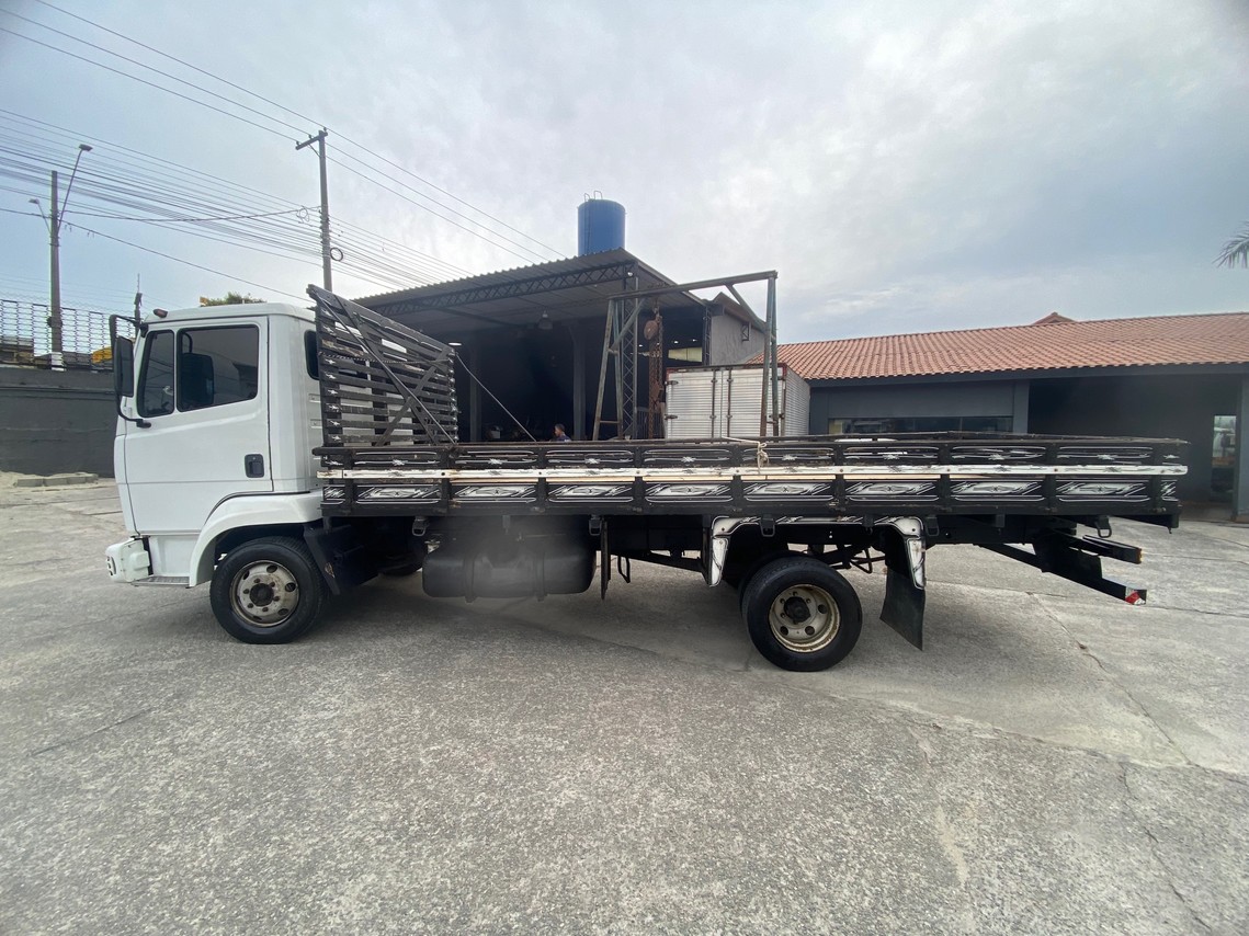 Mercedes Benz MB 712 - 98/99 7