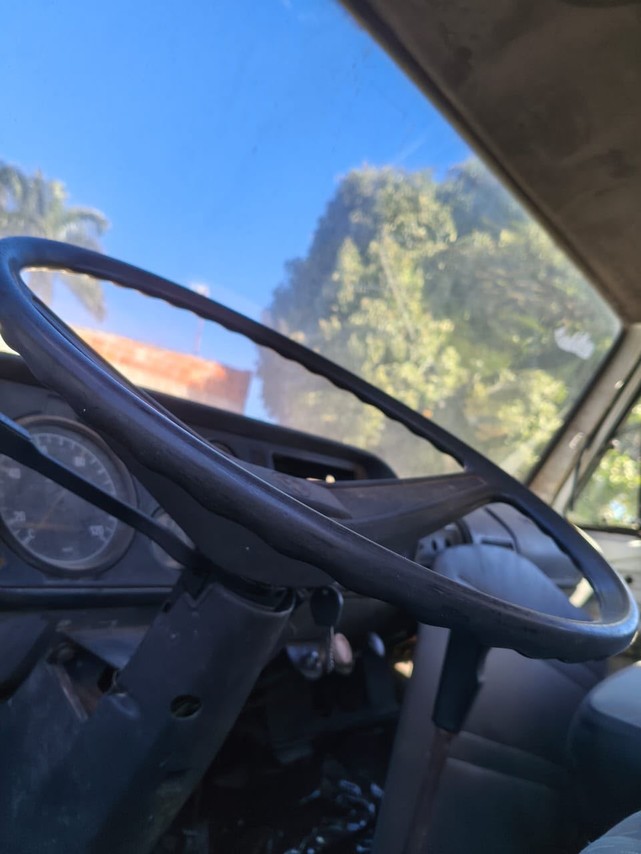 Volkswagen 11-130 - 85/85 2