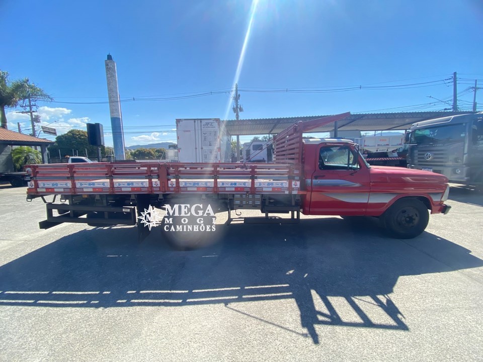Ford F4000 - 77/77 14