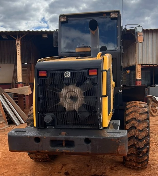 New Holland 12D - 20/20 2