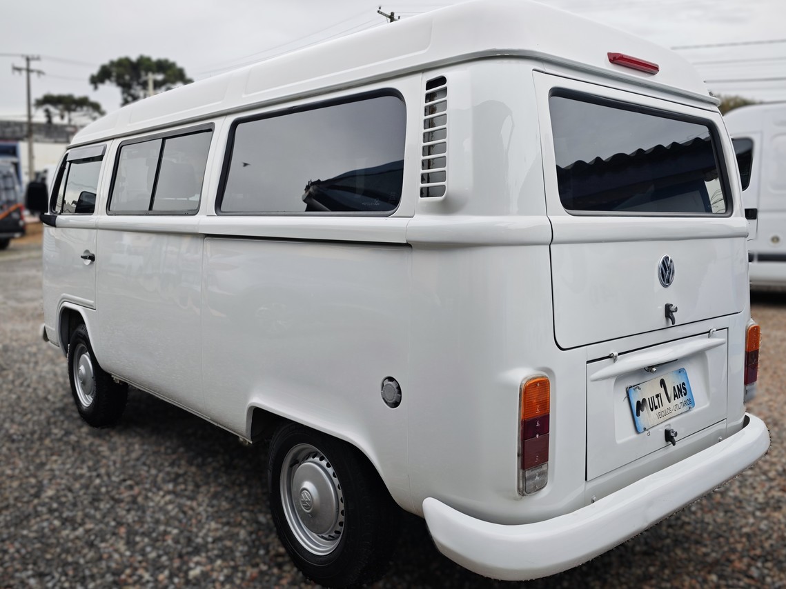 Volkswagen Kombi Standard - 10/11 2