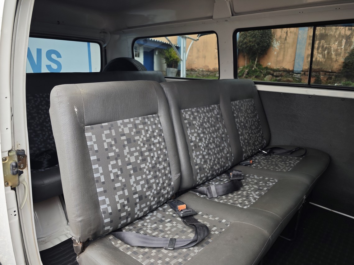 Volkswagen Kombi Standard - 10/11 9