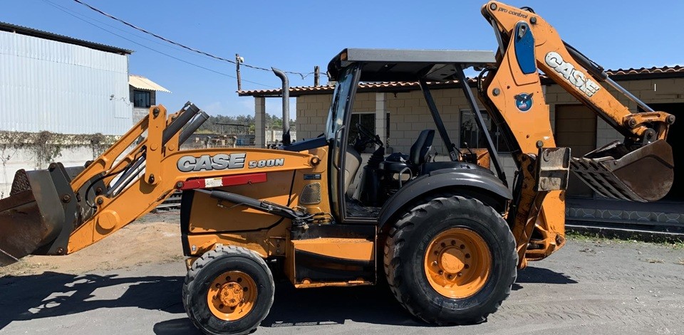 Case 580N - 18/18 2