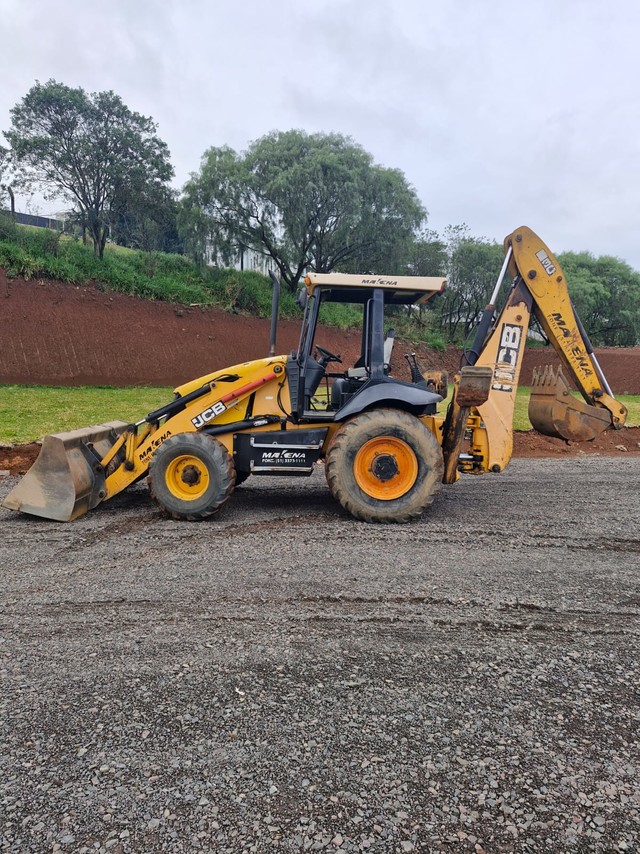 JCB 3C - 12/12 6