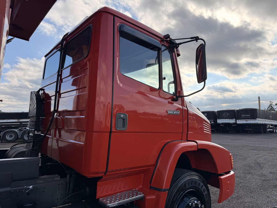 Mercedes Benz MB 1620 - 01/01 8
