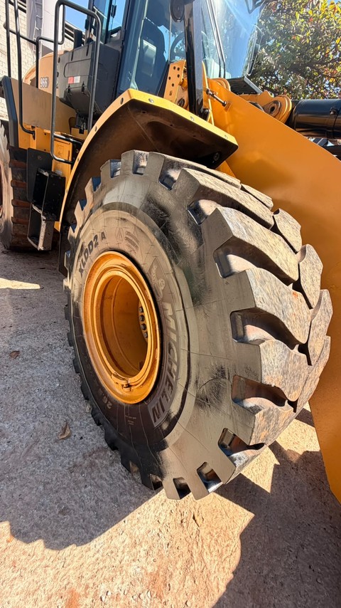 Caterpillar  966 - 22/22 17