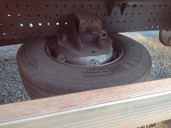 Volkswagen 13-180 Delivery 6x2 - 22/23 18