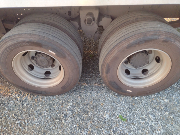 Volkswagen 13-180 Delivery 6x2 - 22/23 20