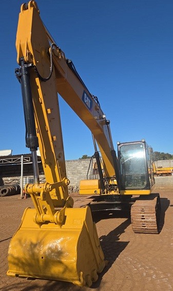 Caterpillar  320 - 19/19 4