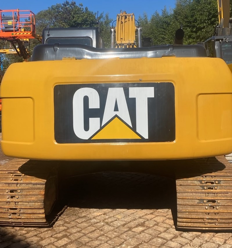 Caterpillar 320 D2L - 15/15 2